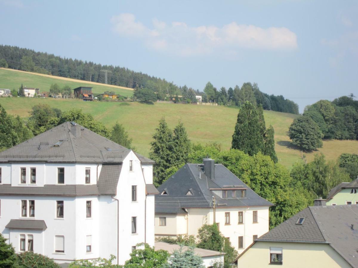 דירות Bernsbach Am Balkon Des Erzgebirges מראה חיצוני תמונה